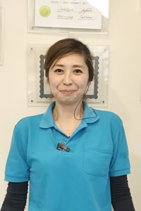 デンタル アシスタント:戸辺 由美